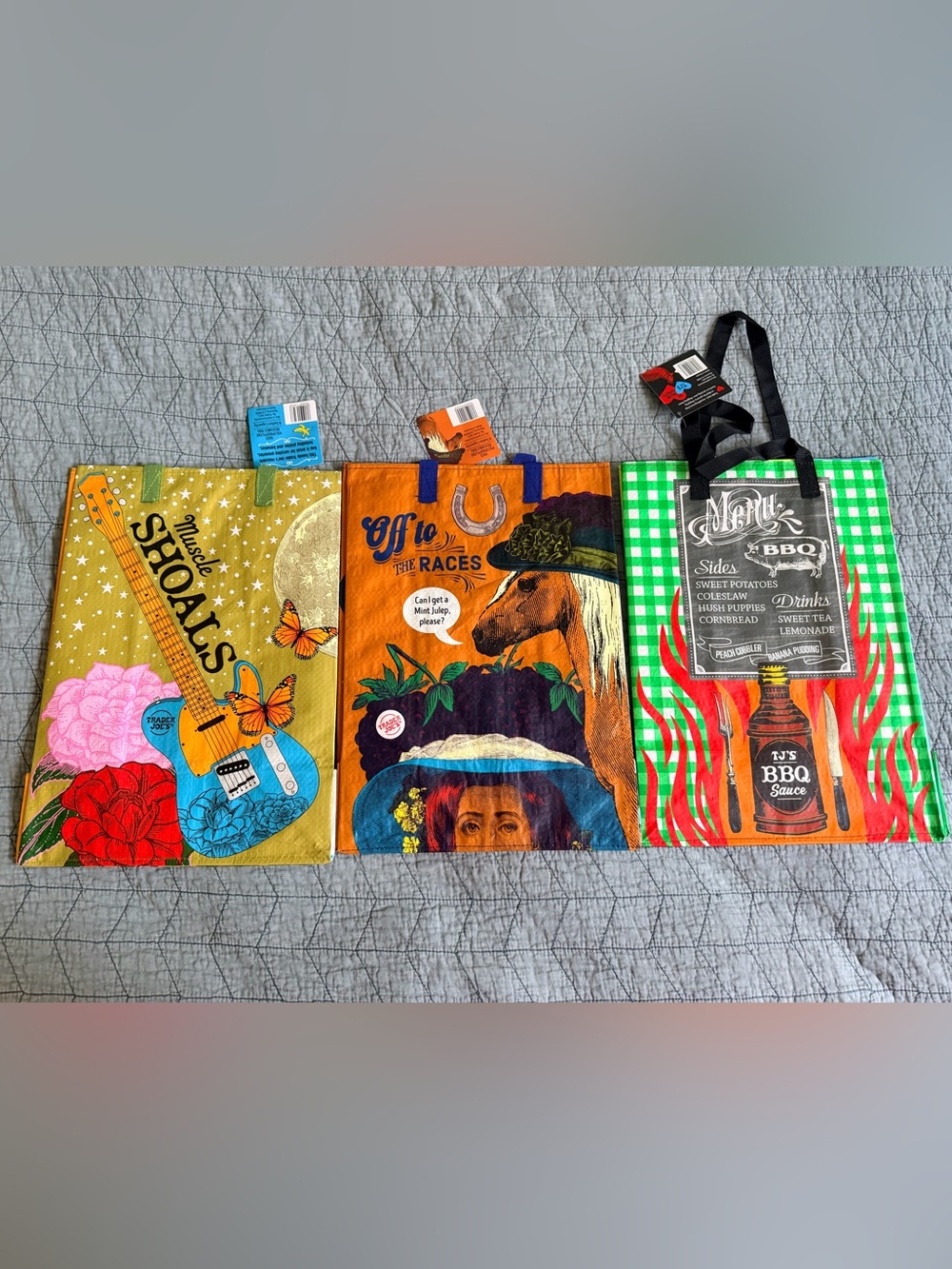 Trader Joe's Mystery Pack 3 Reusable Shopping Bags Alabama, Kentucky, NC NEW - Picture 2 of 6